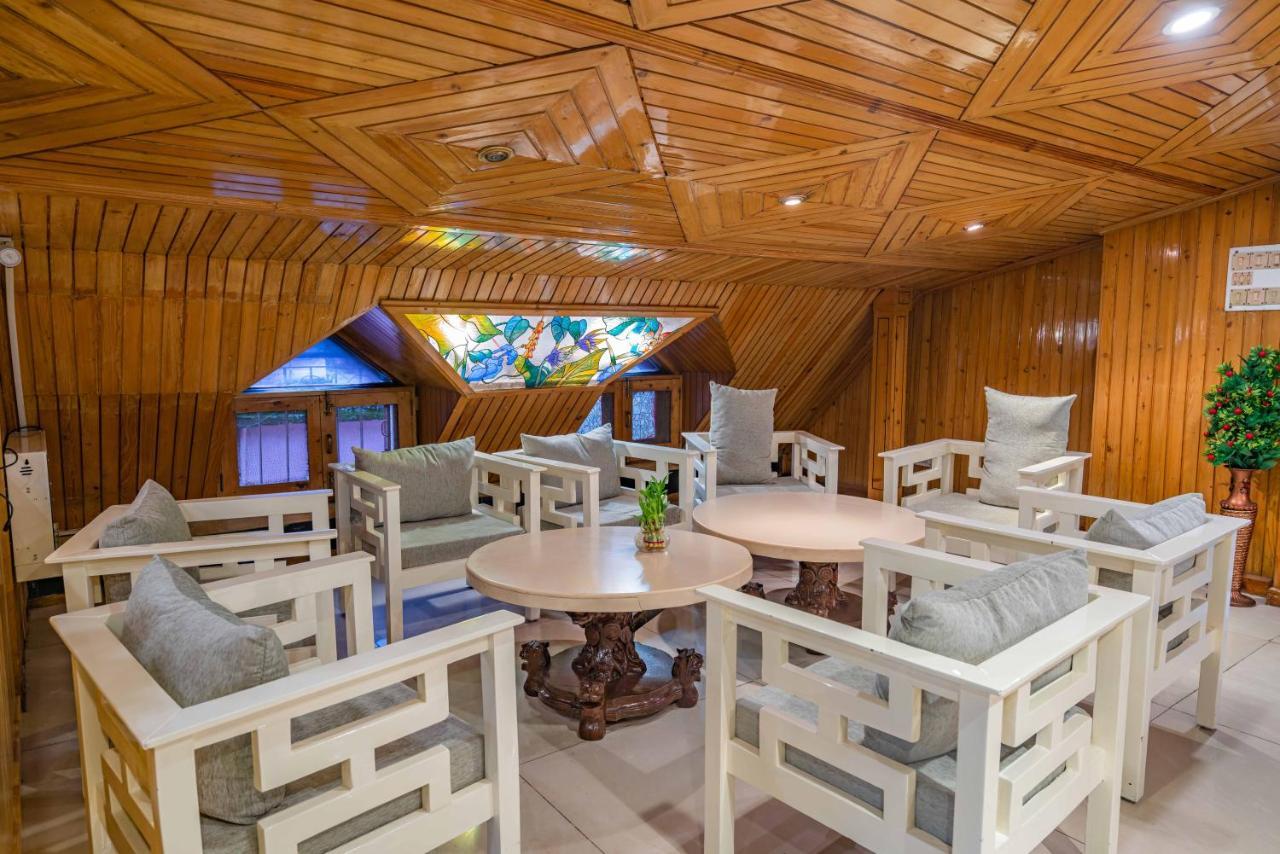 Ashiana Clarks Inn Shimla Buitenkant foto