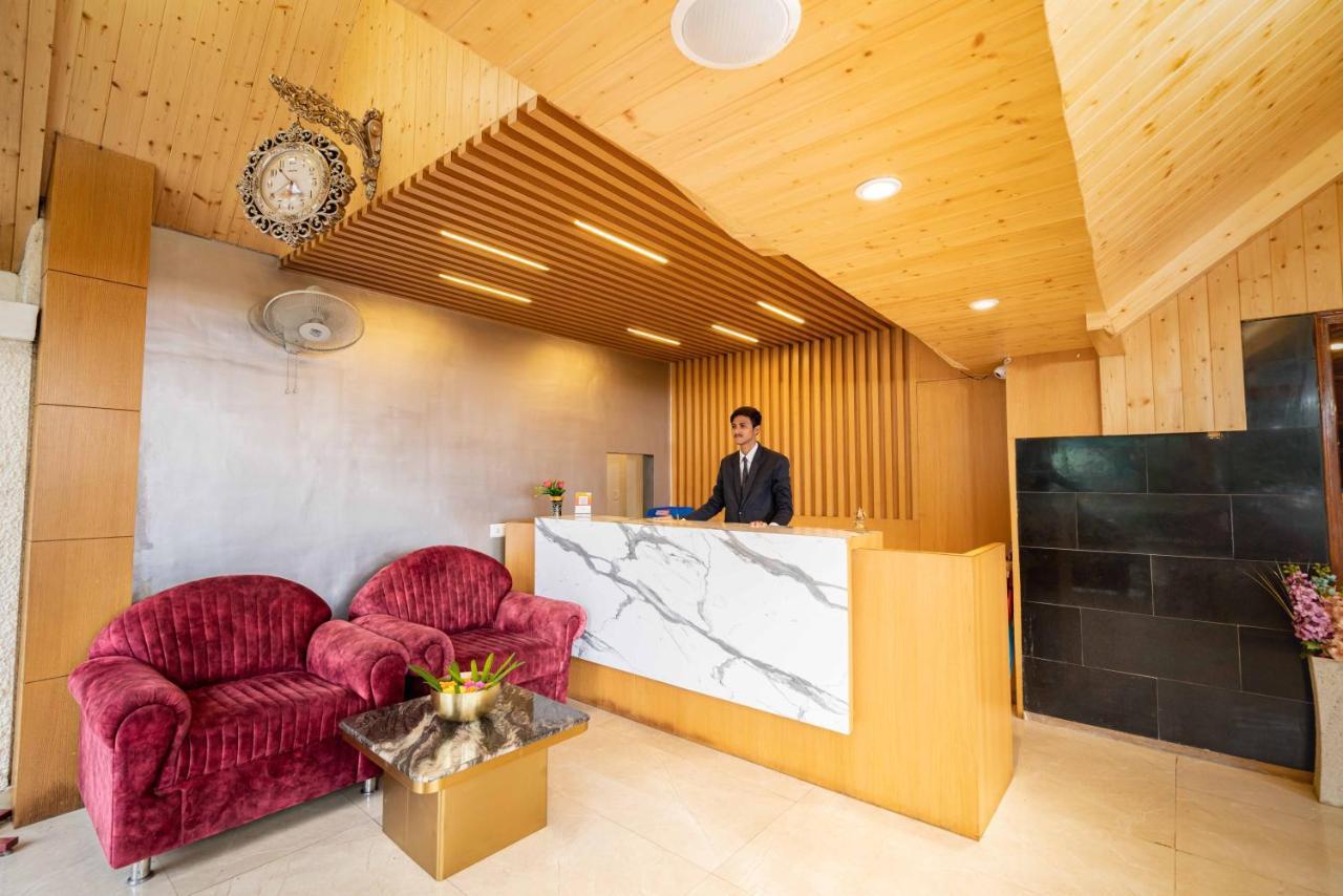 Ashiana Clarks Inn Shimla Buitenkant foto