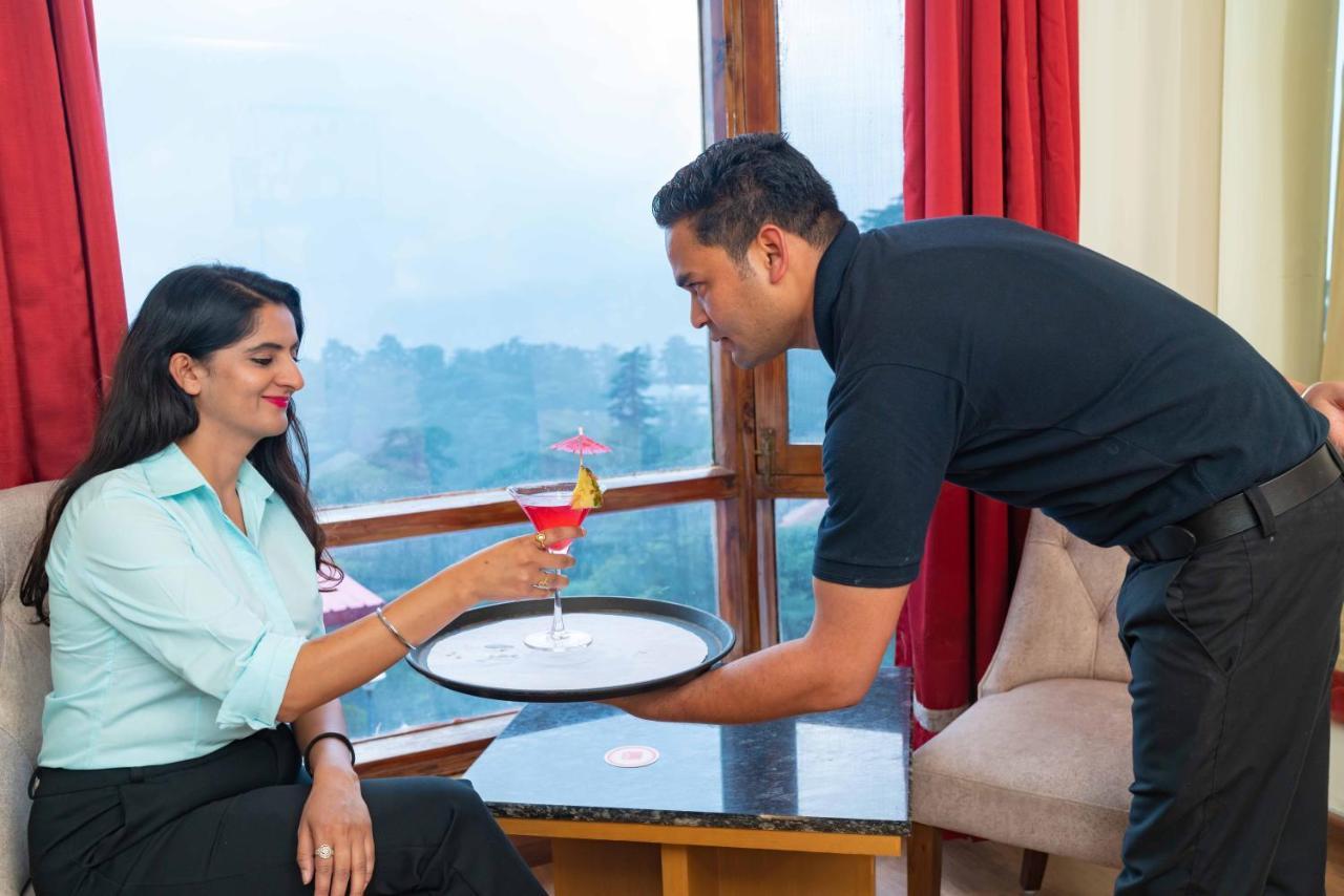 Ashiana Clarks Inn Shimla Buitenkant foto